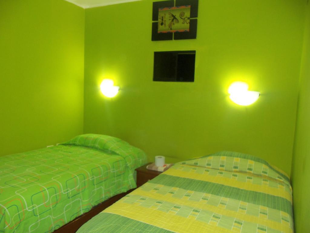 Hostal Boulevard Nazca Cameră foto